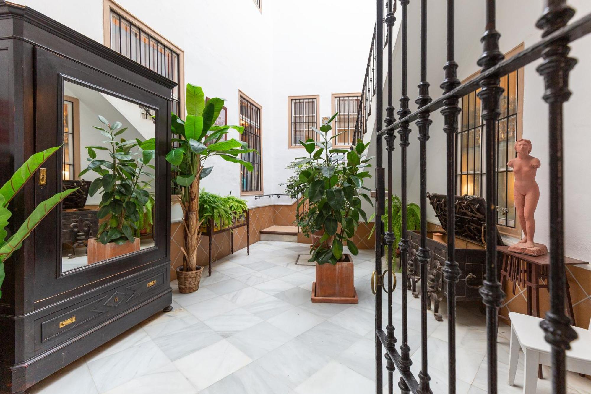 Descubrehome Santa Cruz Private Terrace With Giralda Views Sevilla Dış mekan fotoğraf